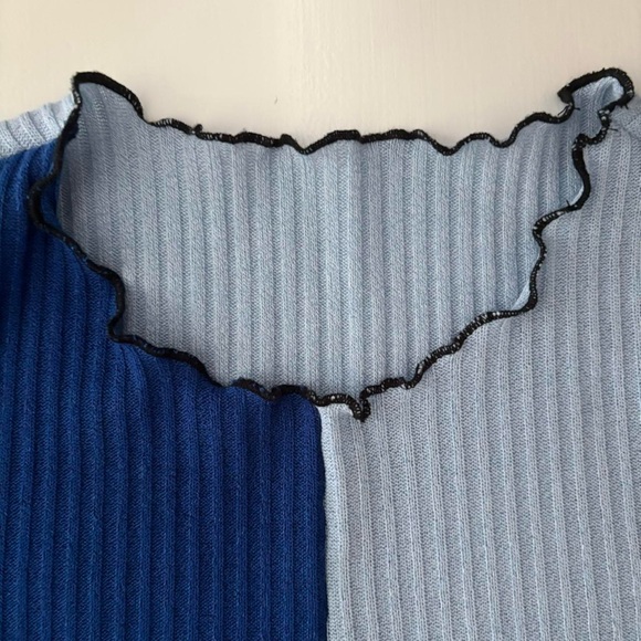 Colorblock Ribbed Women's Top - Picture 3 of 4